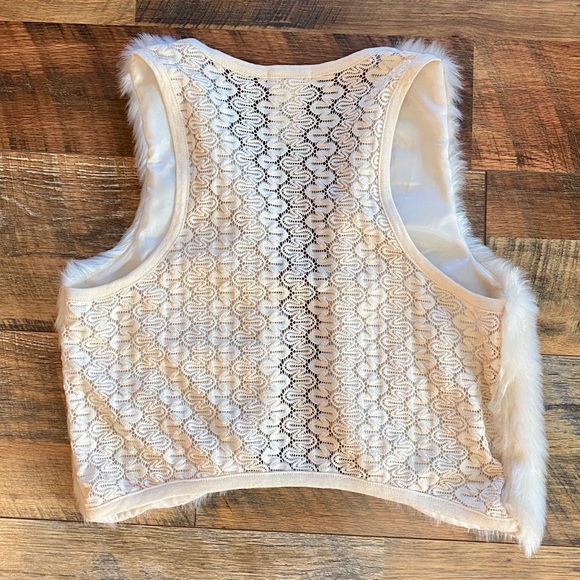 OLSENBOYE Furry Vest with Crochet Back - Picture 5 of 6